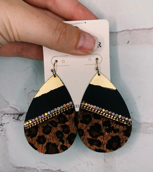 Leopard teardrop earrings