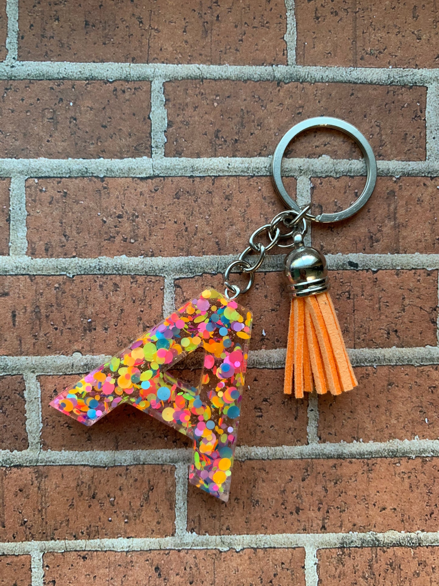 Alphabet letter keychain: Epoxy