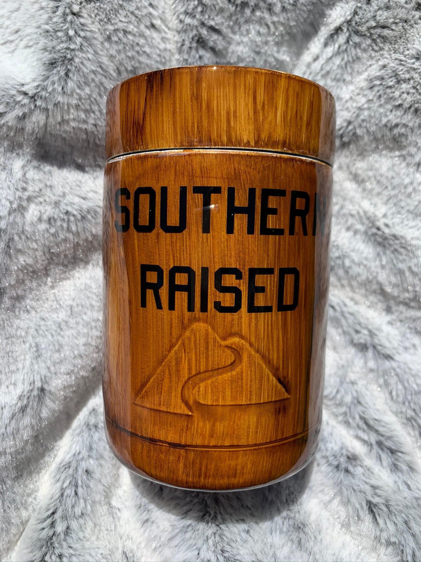 Wood Grain Tumbler Design