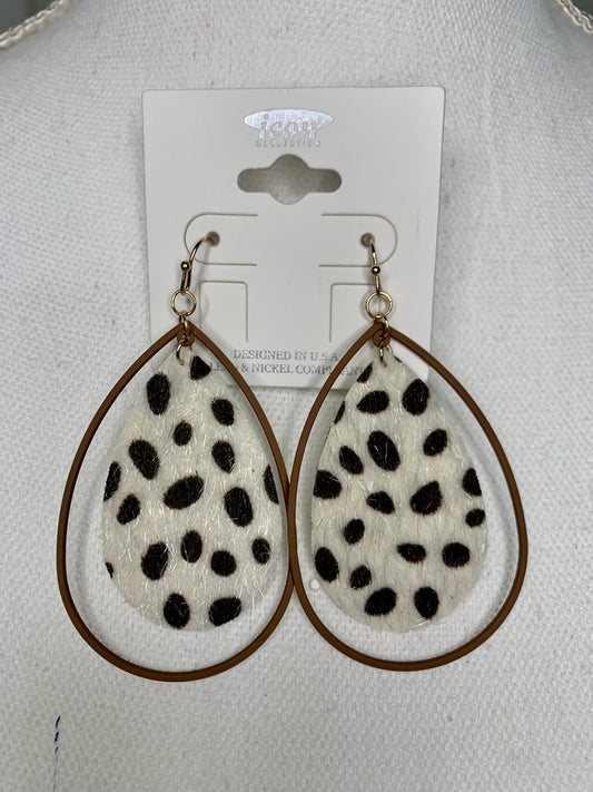 Cheetah teardrop earrings